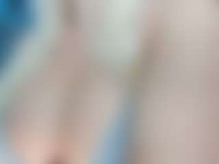 adrianna777's Live Sex Cam Show