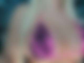 adrianna777's Live Sex Cam Show