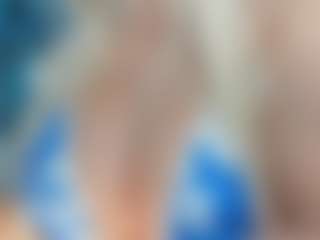 adrianna777's Live Sex Cam Show