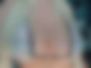 adrianna777's Live Sex Cam Show