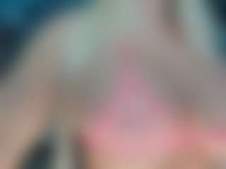 adrianna777's Live Sex Cam Show