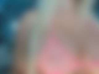 adrianna777's Live Sex Cam Show