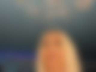 adrianna777's Live Sex Cam Show