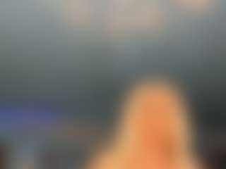 adrianna777's Live Sex Cam Show