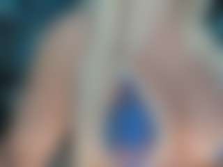 adrianna777's Live Sex Cam Show