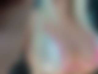 adrianna777's Live Sex Cam Show