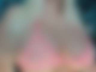 adrianna777's Live Sex Cam Show