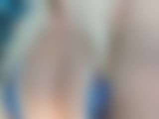 adrianna777's Live Sex Cam Show