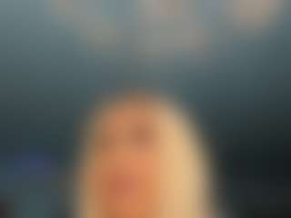 adrianna777's Live Sex Cam Show
