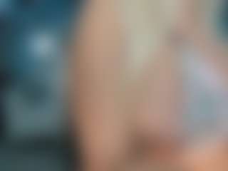 adrianna777's Live Sex Cam Show