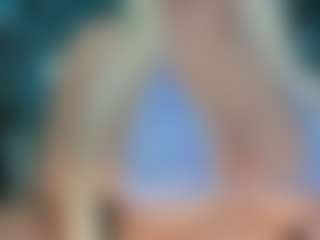 adrianna777's Live Sex Cam Show
