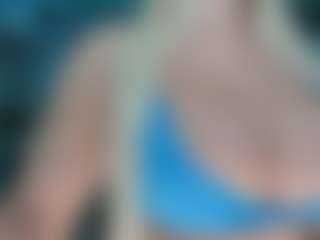 adrianna777のライブセックスチャットショー