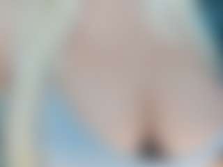 adrianna777's Live Sex Cam Show