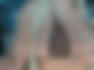 adrianna777's Live Sex Cam Show
