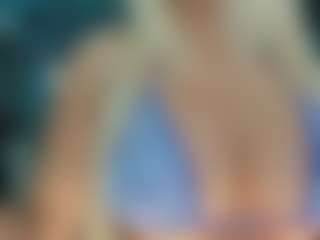 adrianna777's Live Sex Cam Show