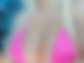 adrianna777's Live Sex Cam Show
