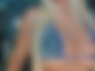 adrianna777's Live Sex Cam Show