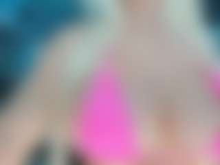adrianna777's Live Sex Cam Show