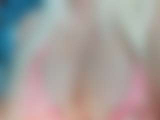 adrianna777's Live Sex Cam Show
