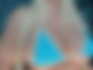 adrianna777's Live Sex Cam Show