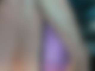 adrianna777's Live Sex Cam Show