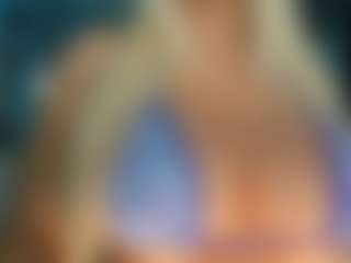 adrianna777のライブセックスチャットショー