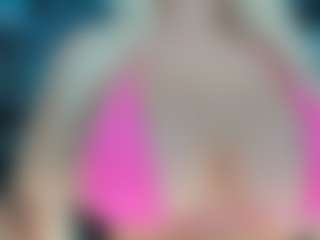 adrianna777's Live Sex Cam Show