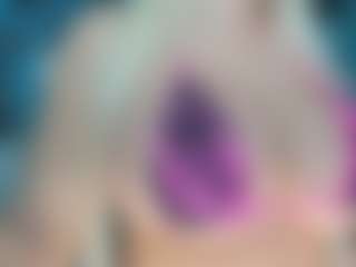 adrianna777のライブセックスチャットショー