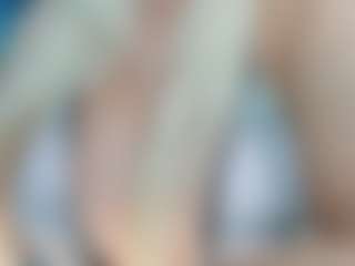 adrianna777's Live Sex Cam Show