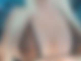 adrianna777's Live Sex Cam Show