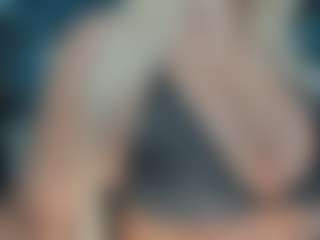 adrianna777's Live Sex Cam Show