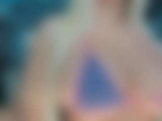 adrianna777's Live Sex Cam Show