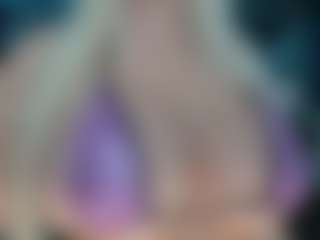 adrianna777's Live Sex Cam Show