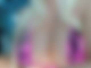 adrianna777's Live Sex Cam Show