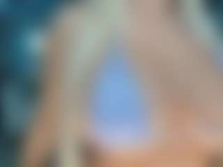 adrianna777's Live Sex Cam Show