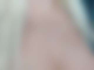 adrianna777's Live Sex Cam Show