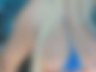 adrianna777's Live Sex Cam Show