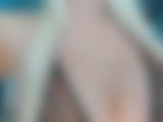 adrianna777's Live Sex Cam Show