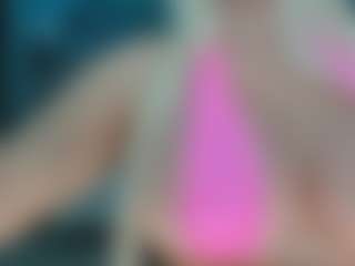 adrianna777's Live Sex Cam Show