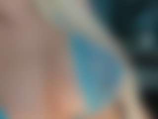 adrianna777's Live Sex Cam Show