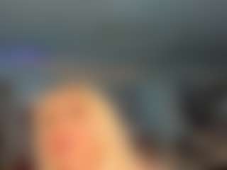 adrianna777's Live Sex Cam Show