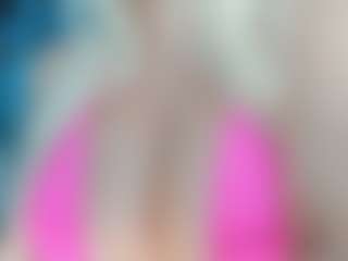 adrianna777's Live Sex Cam Show
