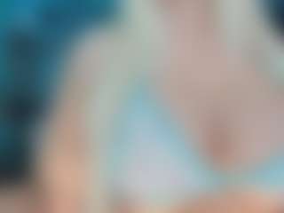 adrianna777's Live Sex Cam Show