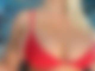 adrianna777's Live Sex Cam Show