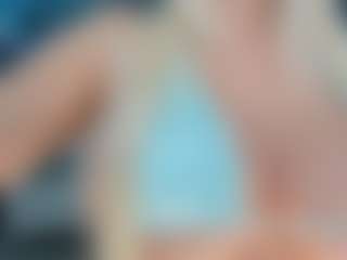 adrianna777's Live Sex Cam Show