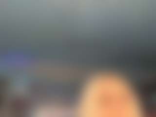 adrianna777's Live Sex Cam Show