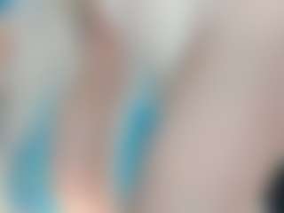 adrianna777's Live Sex Cam Show