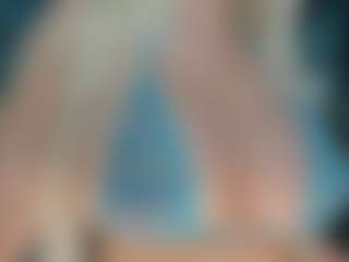 adrianna777's Live Sex Cam Show