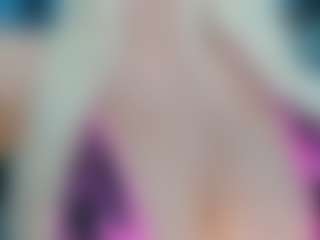 adrianna777's Live Sex Cam Show