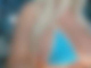 adrianna777's Live Sex Cam Show